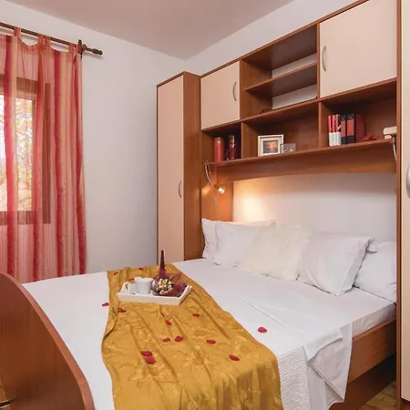 Дом отдыха Three-bedroom In Crkvice Crkvice